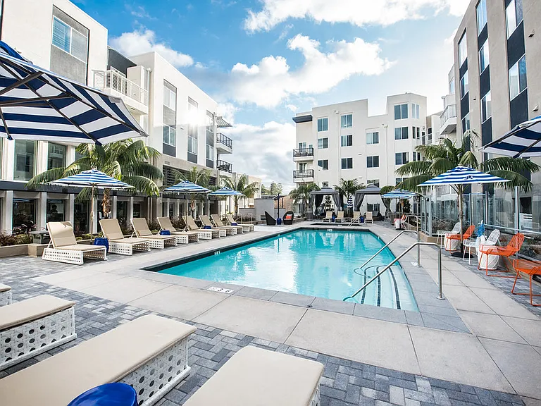 Apex Laguna Niguel Apartments — Photo 13