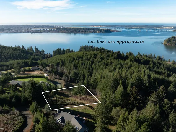 Vine Rd, North Bend, OR 97459