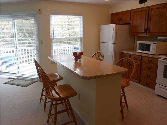 5th image of 538 Lakewood Dr