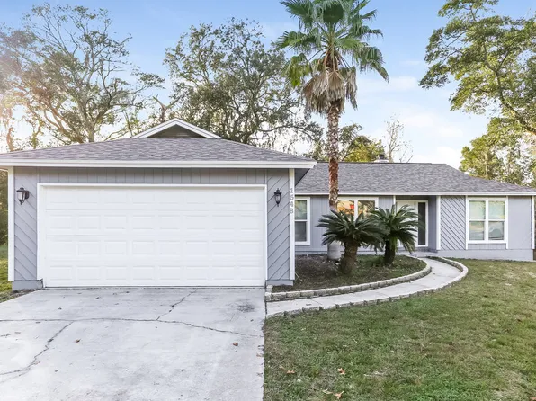 1548 Oak Ridge Dr W, Jacksonville, FL 32225