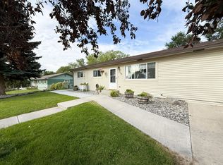 308 Porphyry St, Salmon, ID 83467