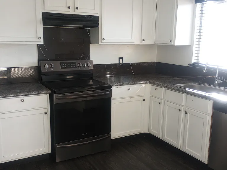 7201 W 1st Ave — Photo 3