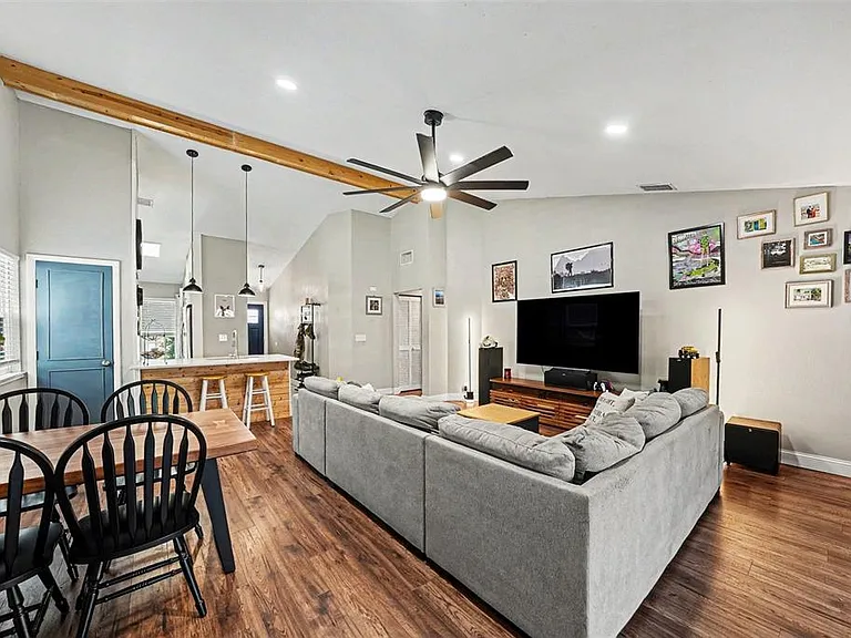 6209 Interbay Blvd — Photo 3