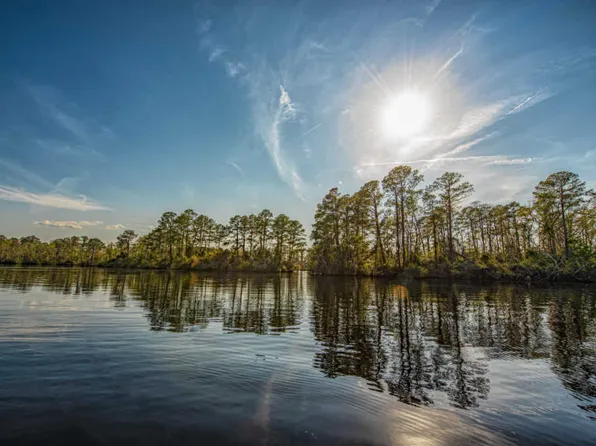 231 Highwood Ln, New Bern, NC 28562