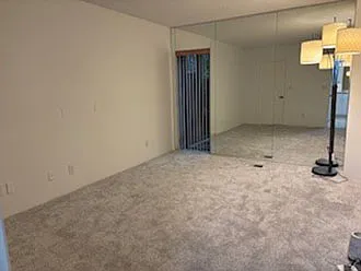3131 Fleur Dr #104 — Photo 4