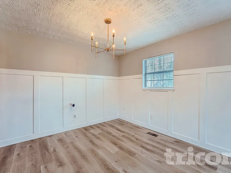 4305 Treeline Way — Photo 16