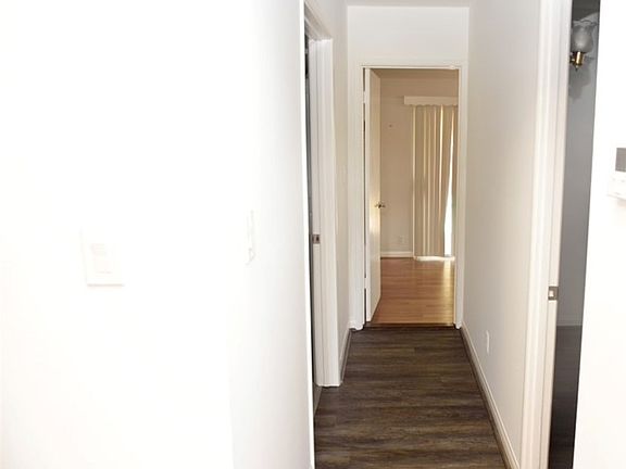 4th image of 494 Avocado Ave