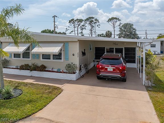 5th image of 202 Harvest Ln