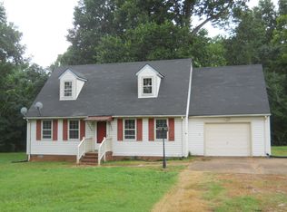 9444 Wrenns Mill Rd, Smithfield, VA 23430