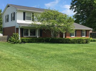 111 Sycamore Pkwy, Versailles, KY 40383