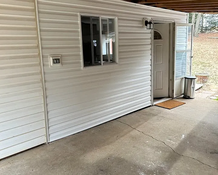 2145 River Rd #1 — Photo 6