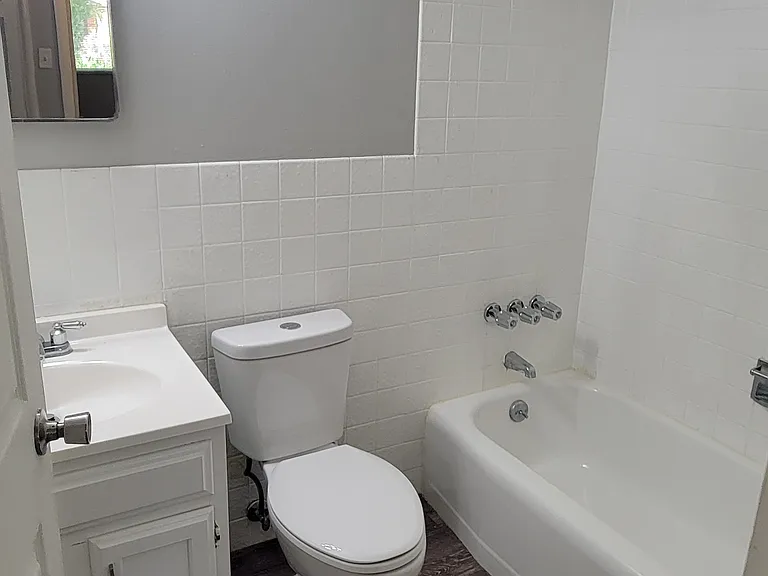1370 Flicker Dr — Photo 8