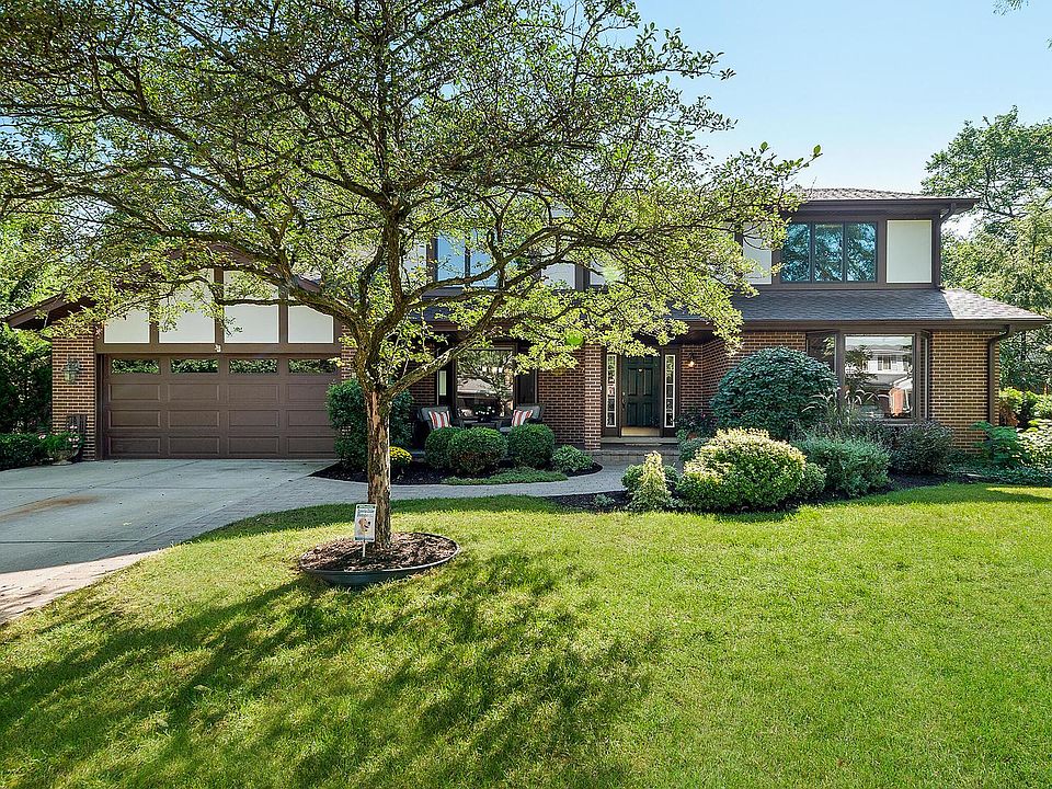 1st image of 739 Brighton Ln