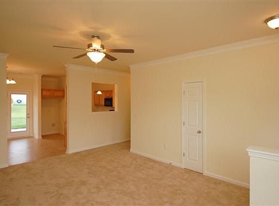 3rd image of 1305 Harrington Ct