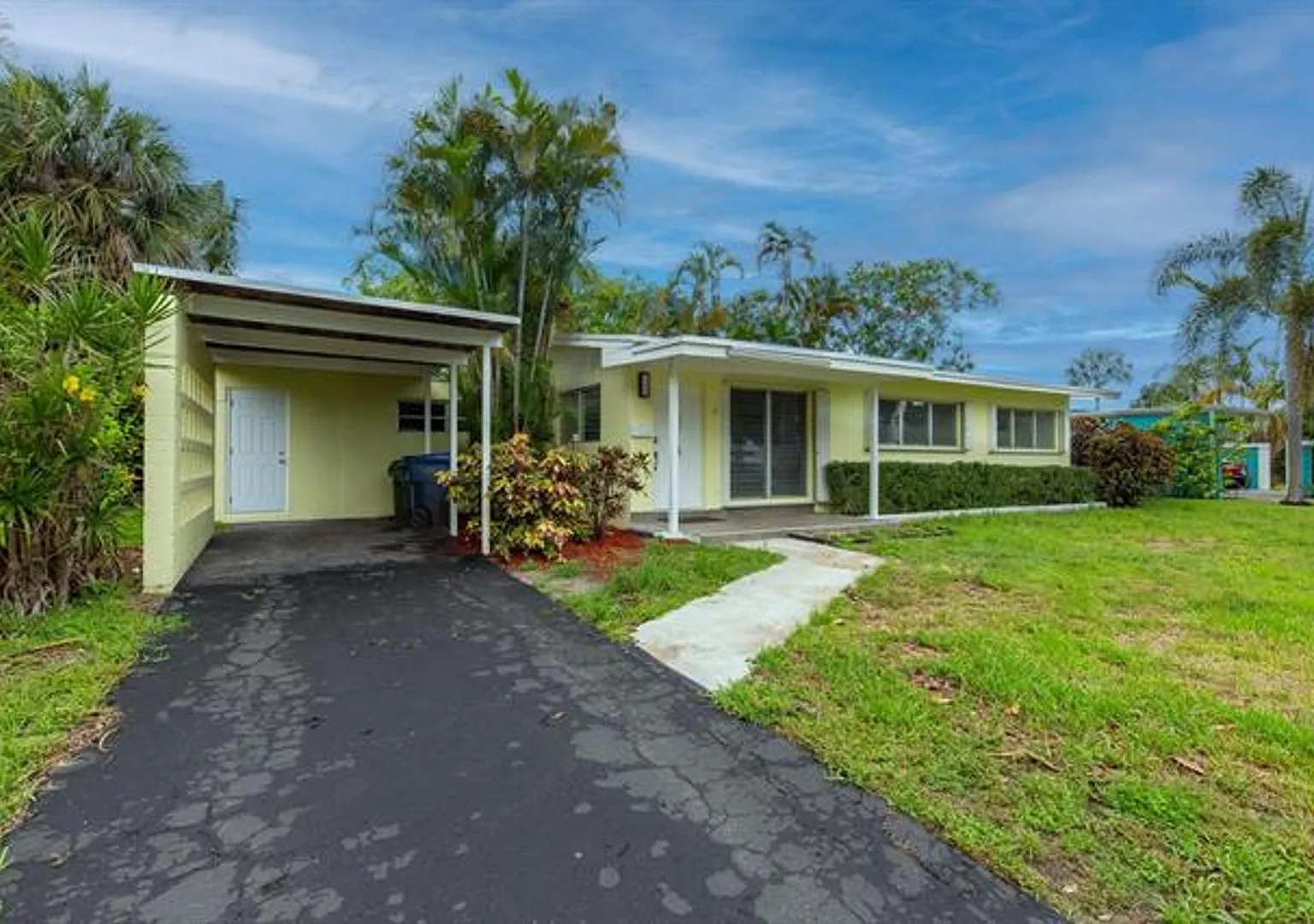 31 NE 28th Ct # 31, Wilton Manors, FL 33334 — Photo 2