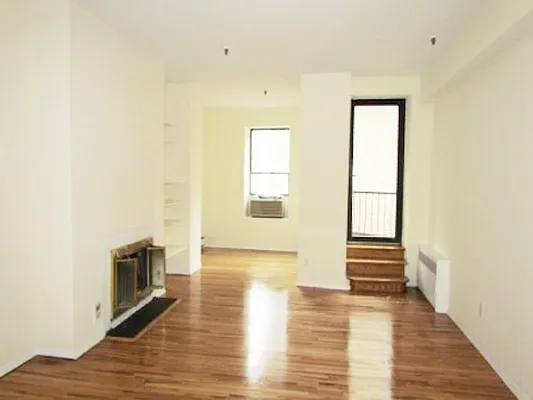 Rented by Mirador Real Estate | media 34