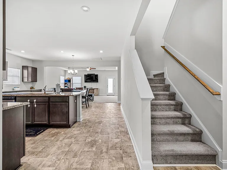 842 Tuscarora Trl — Photo 12