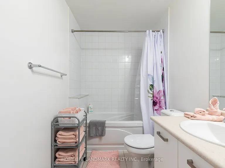 832 Bay St #204 — Photo 9