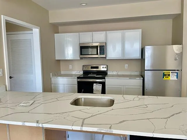 35 Brown St #35 — Photo 15