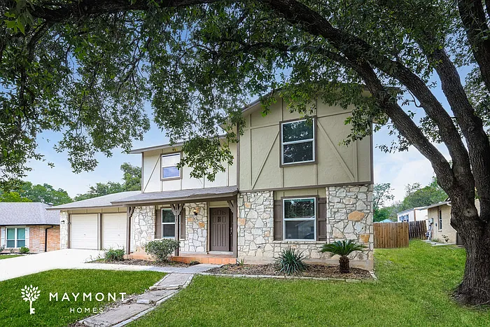 4 bed, 2.5 bath, 2582 sqft, $2,195 — Photo 4