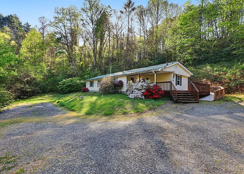 1st image of 20 Bates Creek Rd