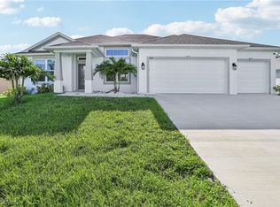 5225 SW 19th Pl, Cape Coral, FL 33914