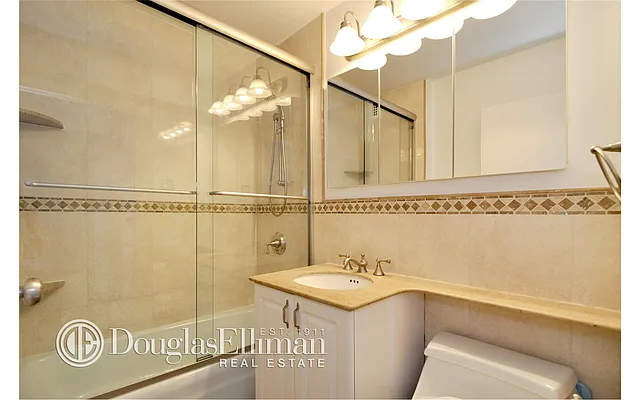 Rented by Douglas Elliman | media 7