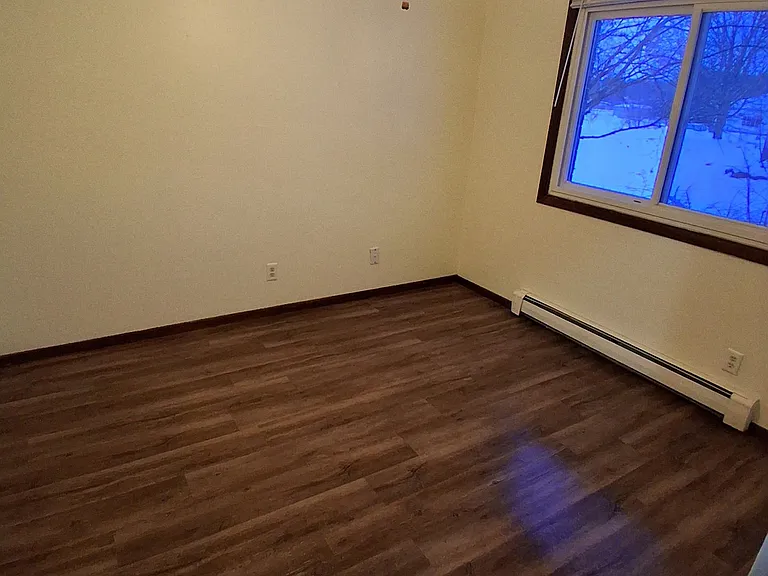 375 Clark St #5 — Photo 10
