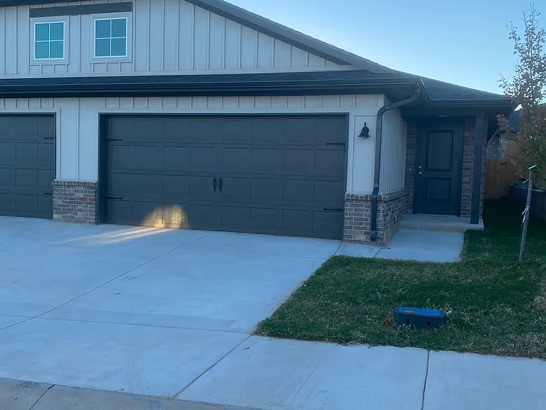 11311 Breckenridge Ln — Photo 3