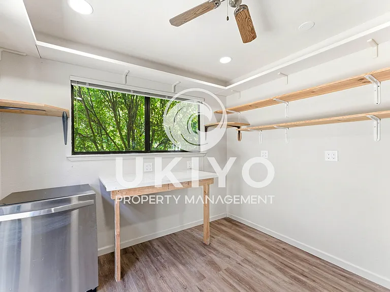 645 Keith Ct #1 — Photo 45