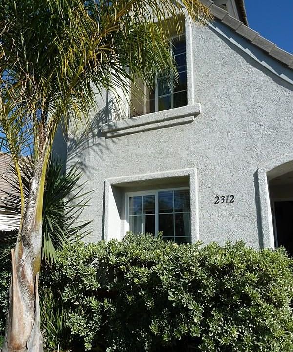 1st image of 2312 N Larryton Ave