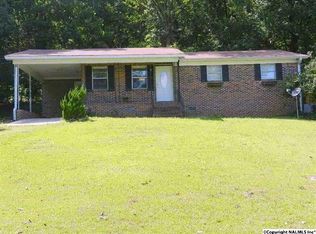 330 Red Bud Ln, Decatur, AL 35603
