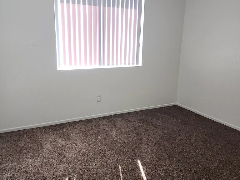 Guest Bedroom #1