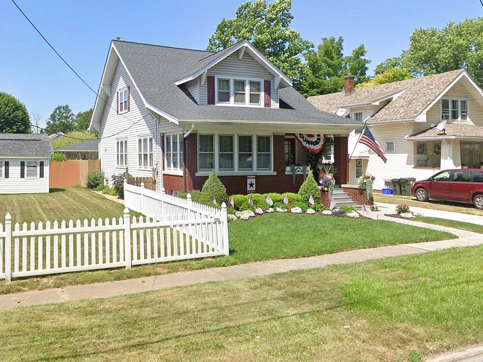 2nd image of 153 Zimmerman St