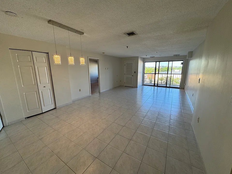 3920 Mystic Valley Pkwy #411
