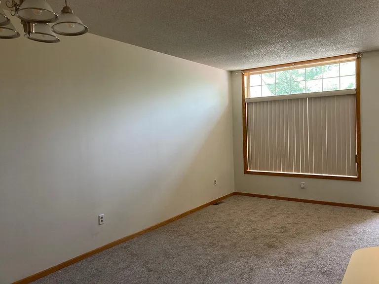 1908 Sapphire Point — Photo 4