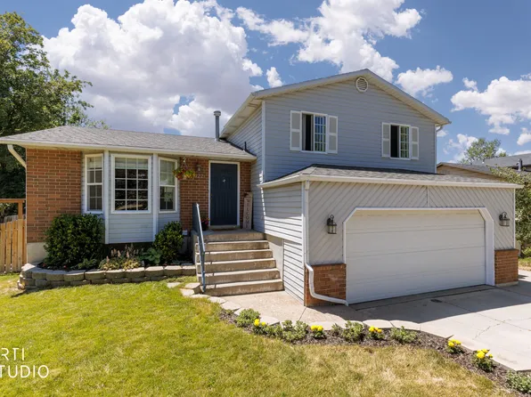 1122 E 2400 N, Layton, UT 84040
