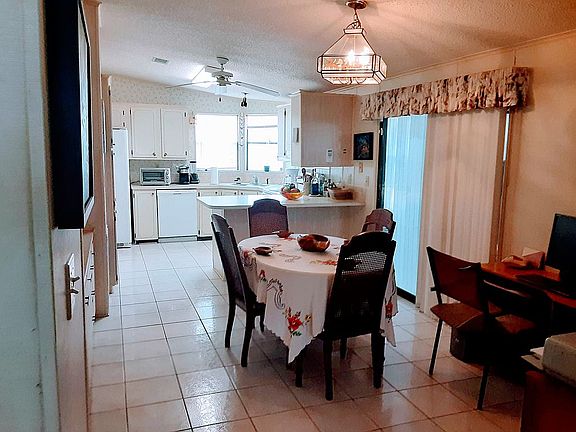 4th image of 7303 Osage Dr