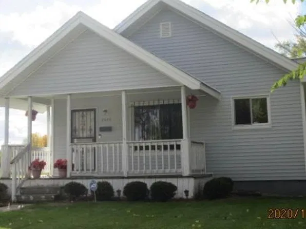 2440 Phoenix St, Saginaw, MI 48601