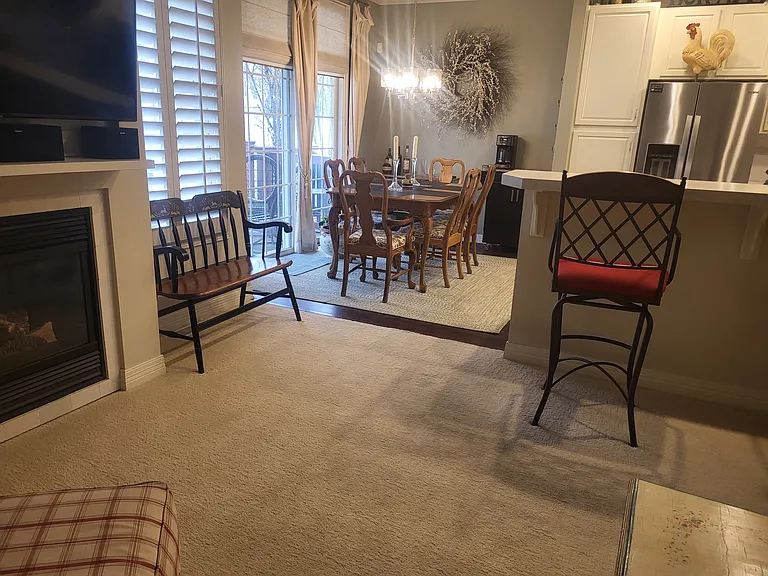 1805 S 171st Ct — Photo 2