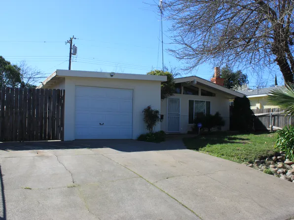 3832 El Oro St, North Highlands, CA 95660