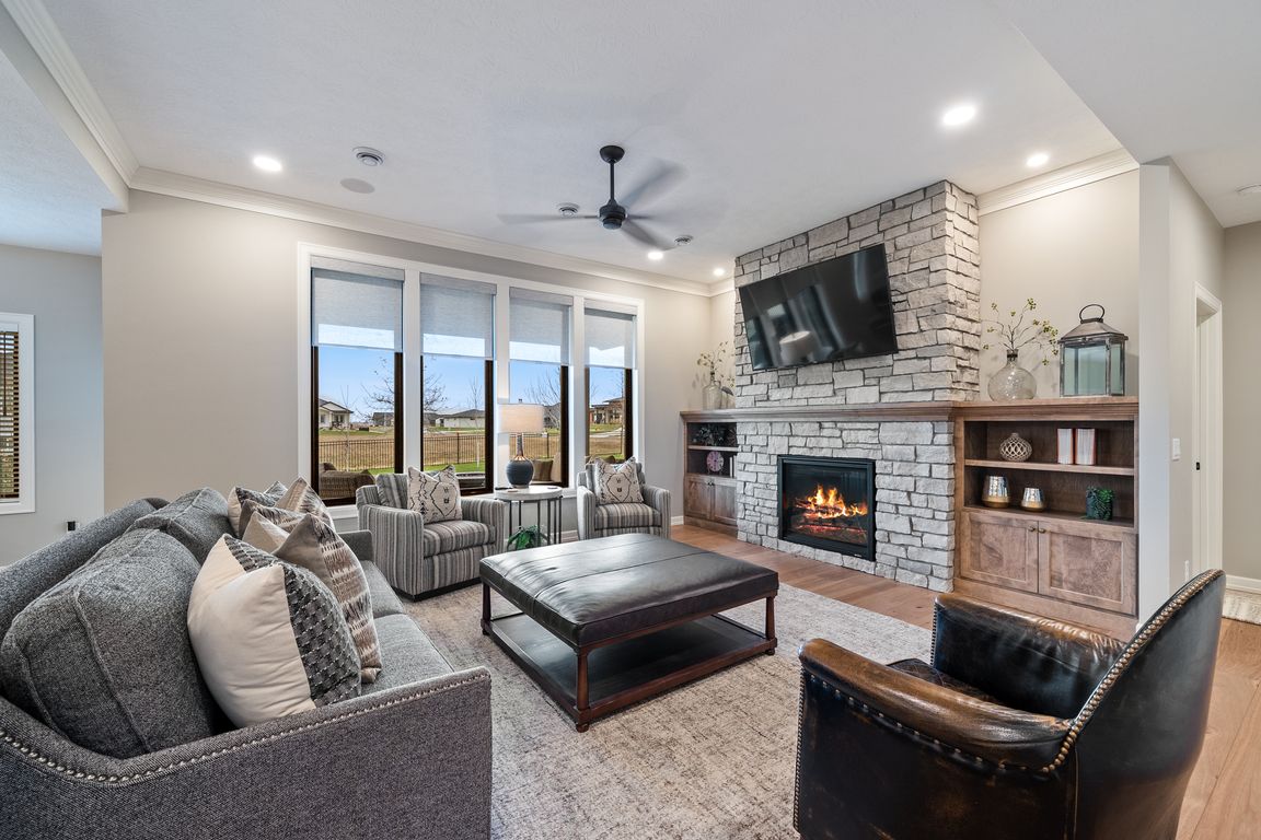 next background image