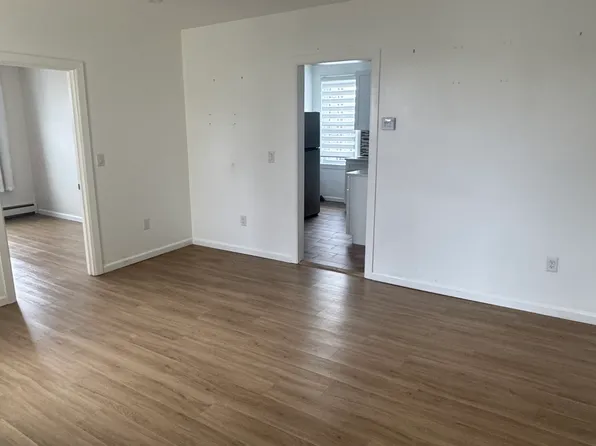 145 Cedar Ave #2A, Staten Island, NY 10305