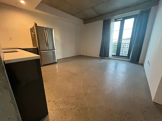 Rented by Momentum Real Estate LLC | media 5