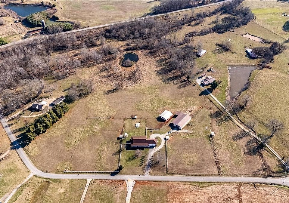 1st image of 158 Big Springs Rd