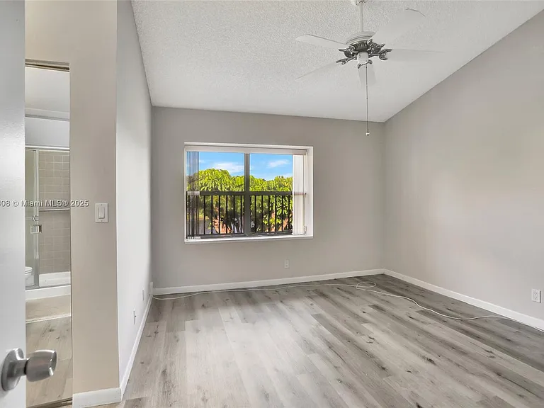 4615 Carambola Cir S #27232 — Photo 18