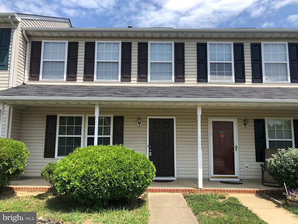 1st image of 4521 Leighann Ln