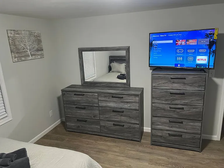 641 Salisbury Park Dr — Photo 13