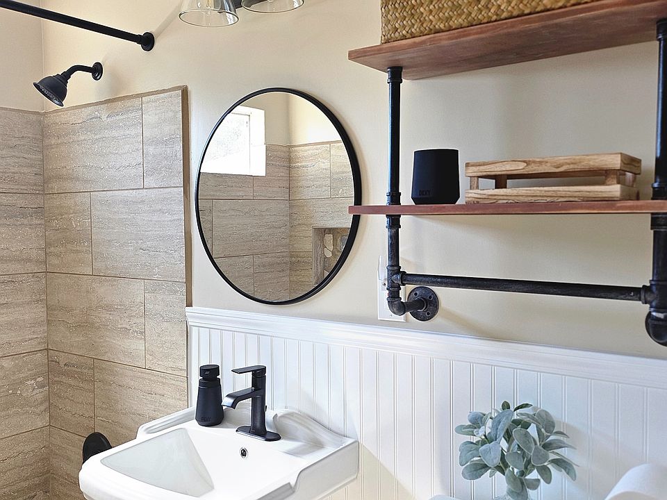 Newly updated bathroom.