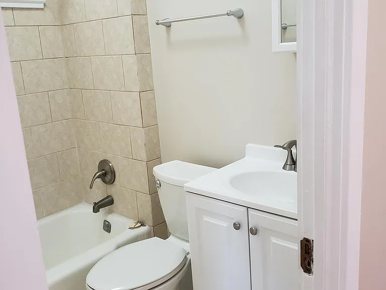 3520 W Pl NW #201 — Photo 13